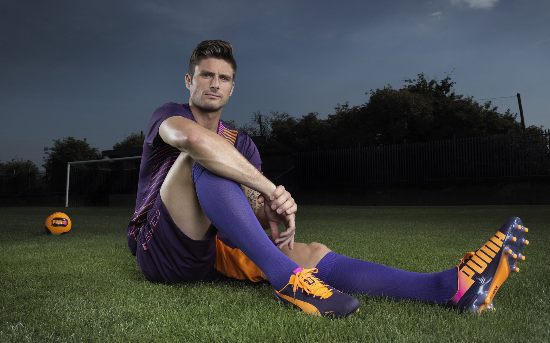 WRC赛车维护：幕后技术保障大揭秘，wrc赛车解析